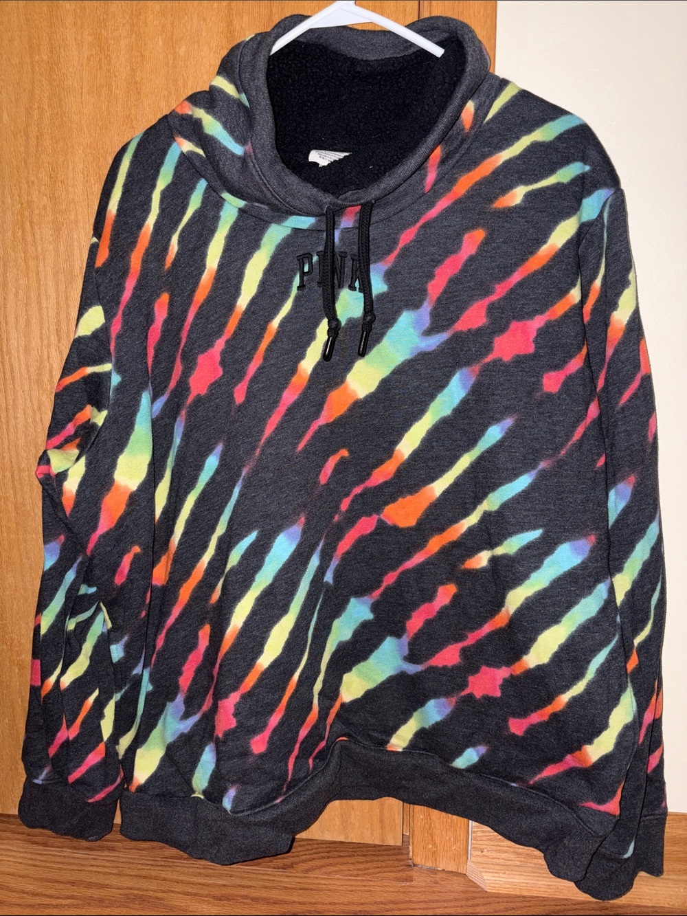 VS PINK Pullover Sherpa Crowl Neck 🦓🌈